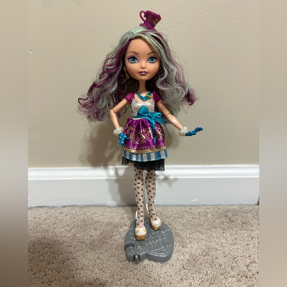 Ever After High Maddie Hatter Doll